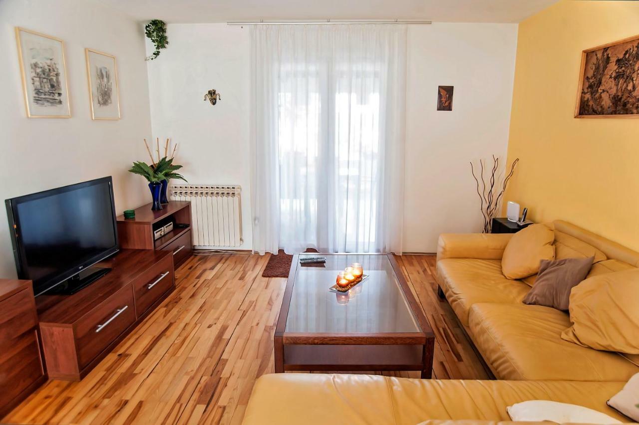 Hana House Pula Dış mekan fotoğraf